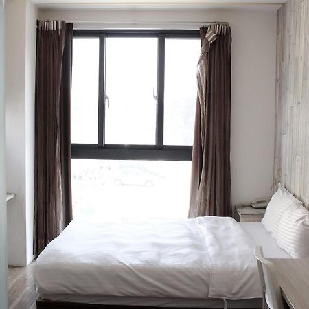 Check Inn Express Taichung Fuxing Hall 2 Eksteriør billede