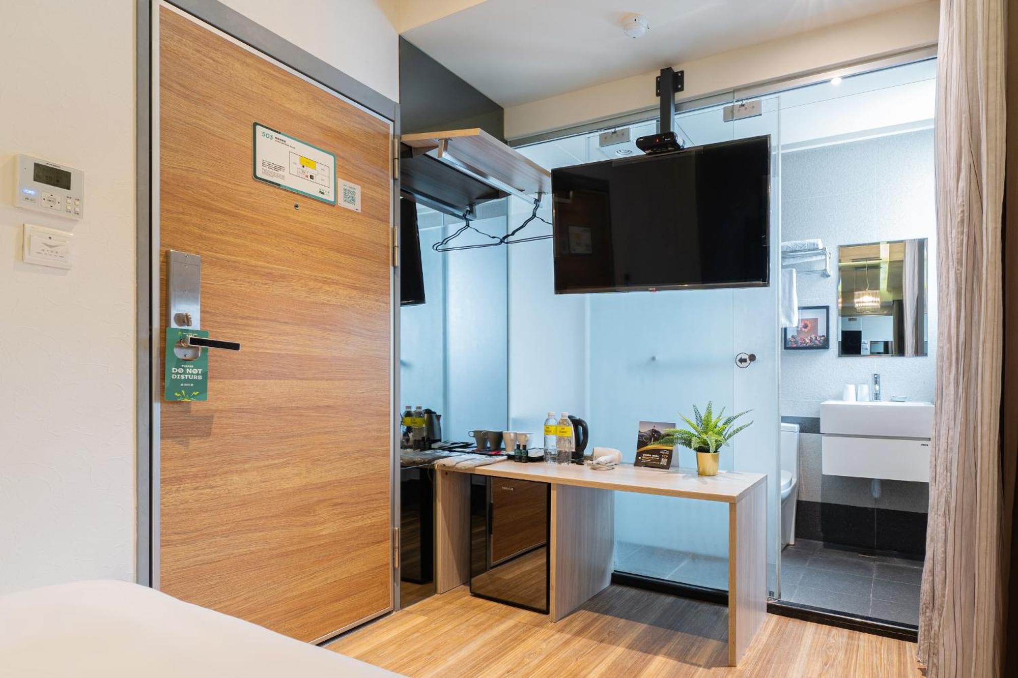 Check Inn Express Taichung Fuxing Hall 2 Eksteriør billede