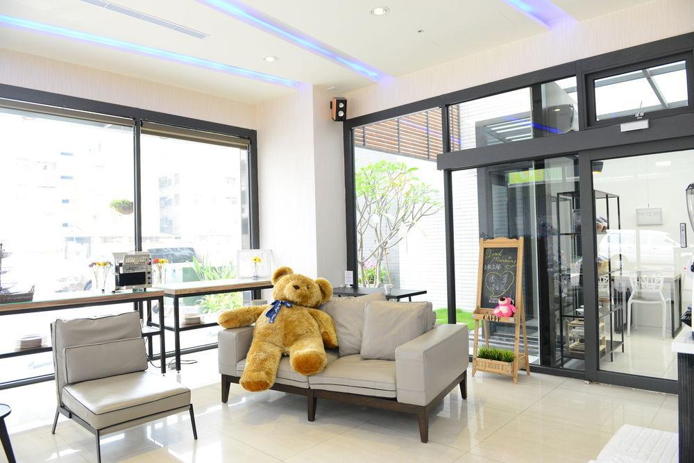 Check Inn Express Taichung Fuxing Hall 2 Eksteriør billede