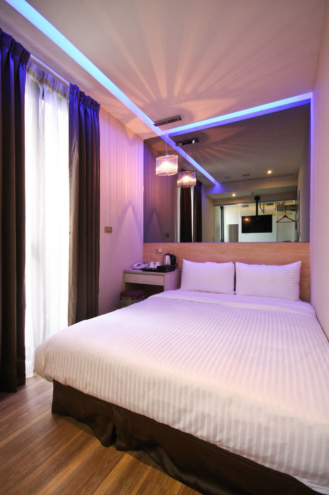 Check Inn Express Taichung Fuxing Hall 2 Eksteriør billede